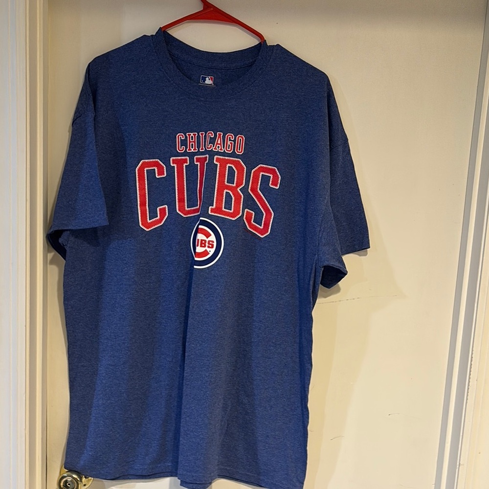 New!!!Chicago Cubs Blue T-Shirt -No tag